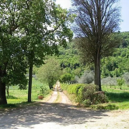 Azienda Agrituristica Podere Pratovecchio Farm stay