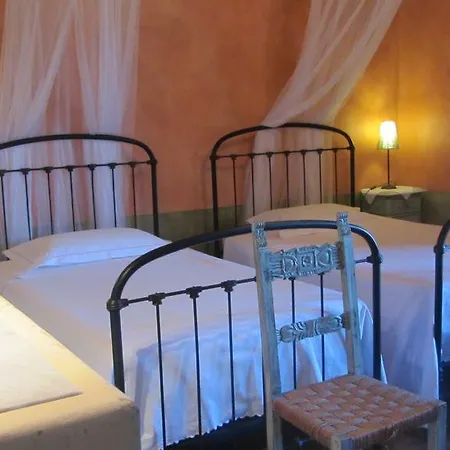 Azienda Agrituristica Podere Pratovecchio Farm stay